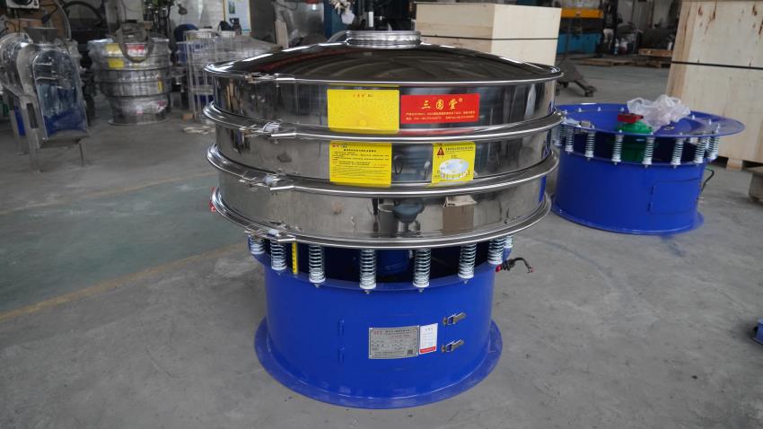 旋振篩工作時,篩網上料的量一般是多少